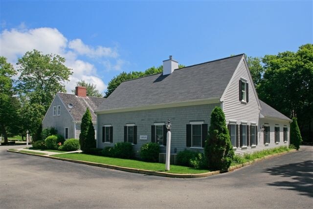 More Photos Of 683 Main St, Osterville Office For Sale
