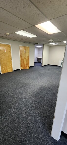 More Photos Of 5397 Twin Knolls Rd, Columbia Medical For Sale