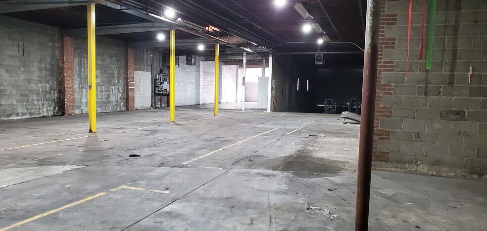 More Photos Of 117 S 20th St, Irvington Industrial For Sale