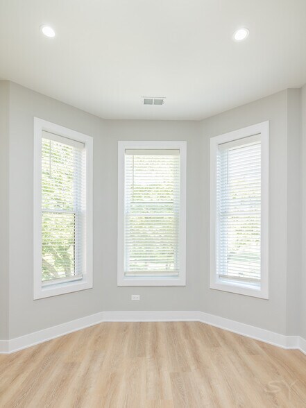 More Photos Of 3039 W 19th St, Chicago Apartments For Sale