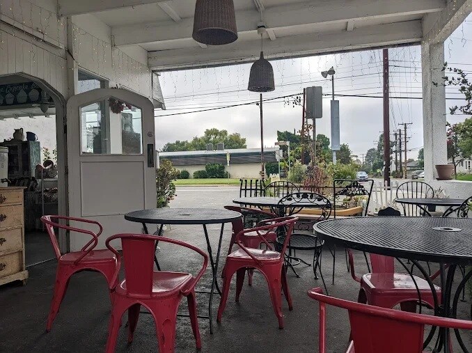 More Photos Of 301 N San Marino Ave, San Gabriel Freestanding For Lease