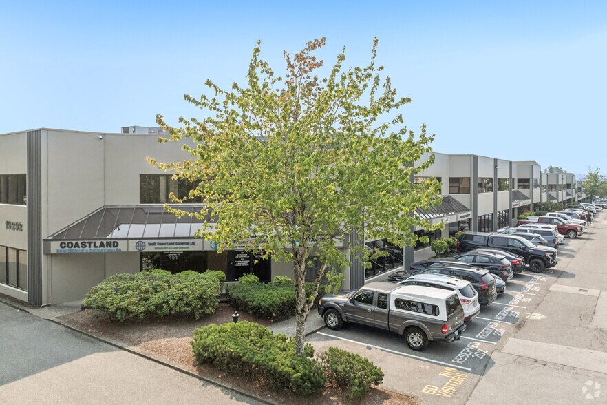 More Photos Of 19292 60th Ave, Surrey Warehouse For Lease