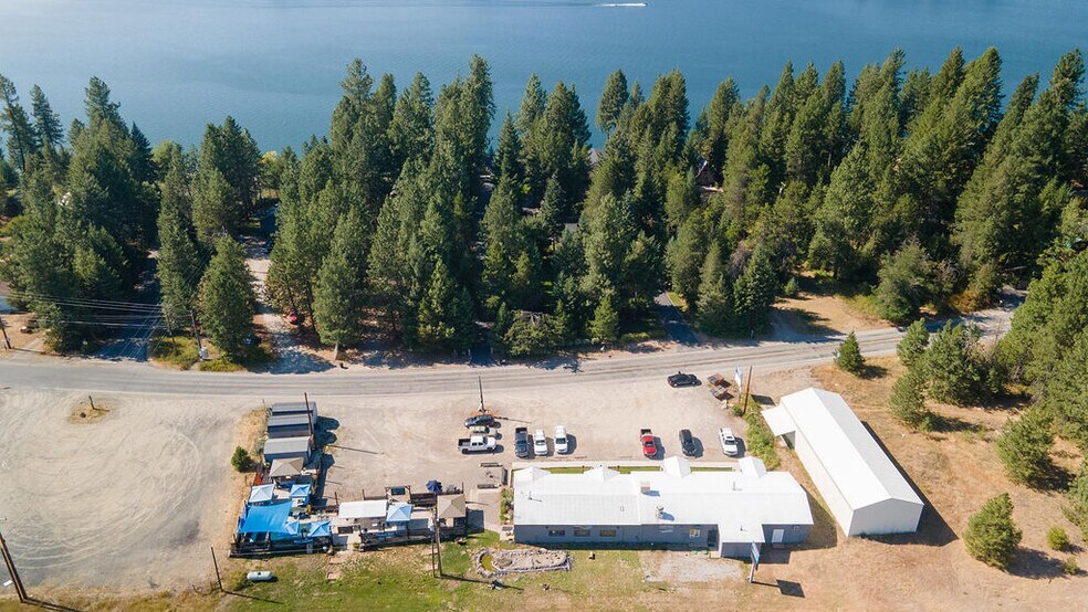 More Photos Of 802 S Shore Diamond Lake Rd, Newport Restaurant For Sale