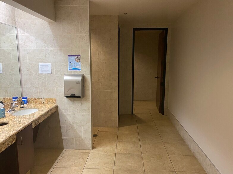 More Photos Of 4841-4845 Old Redwood Hwy, Santa Rosa Medical For Sale
