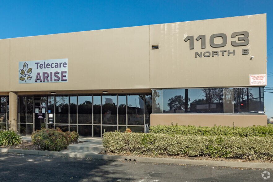 More Photos Of 1103 N B St, Sacramento Flex For Lease
