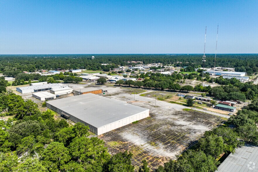 More Photos Of 1420 W Broad Ave, Albany Warehouse For Sale