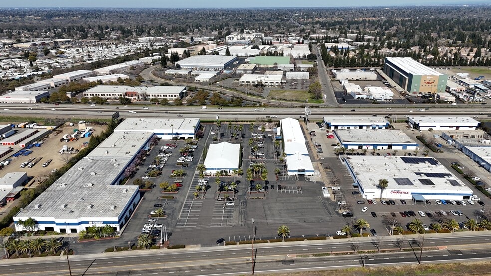 More Photos Of 11345 Folsom Blvd, Rancho Cordova Warehouse For Sale