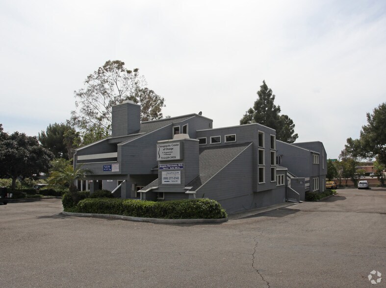 Primary Photo Of 630-640 S Glassell St, Orange Office For Sale