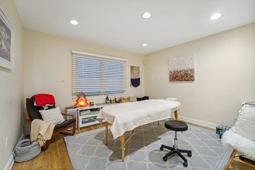 More Photos Of 414 Centre St, Nutley Office For Sale