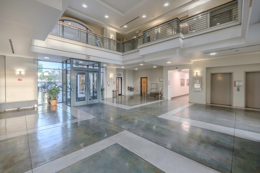 More Photos Of 16465 Sierra Lakes Pky, Fontana Medical For Lease