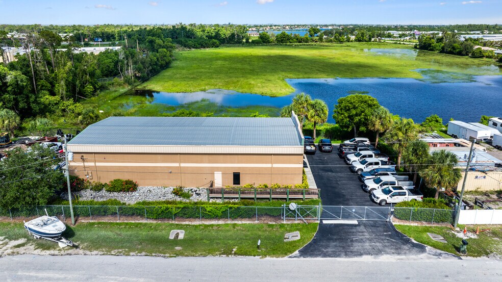 More Photos Of 17520 Rockefeller Cir, Fort Myers Warehouse For Sale
