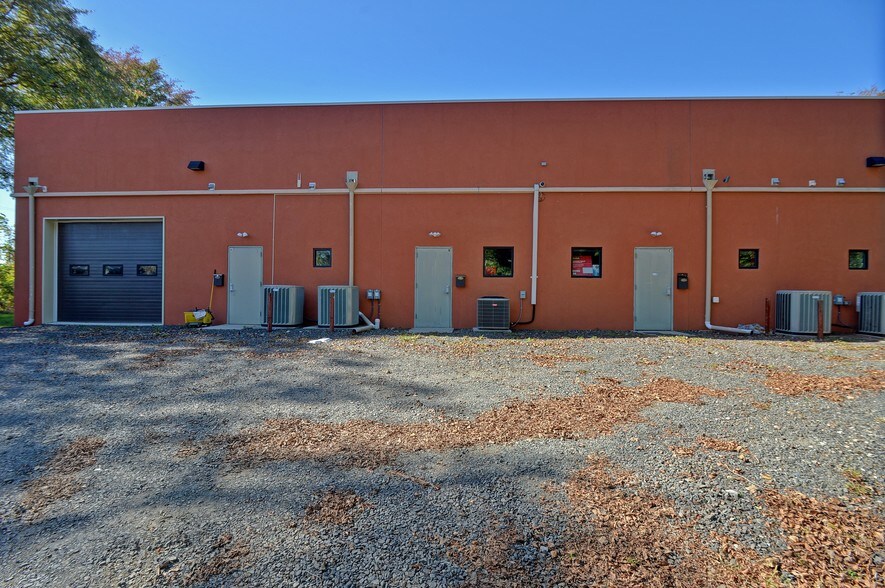 More Photos Of 1709 State Route 35, Oakhurst Freestanding For Lease