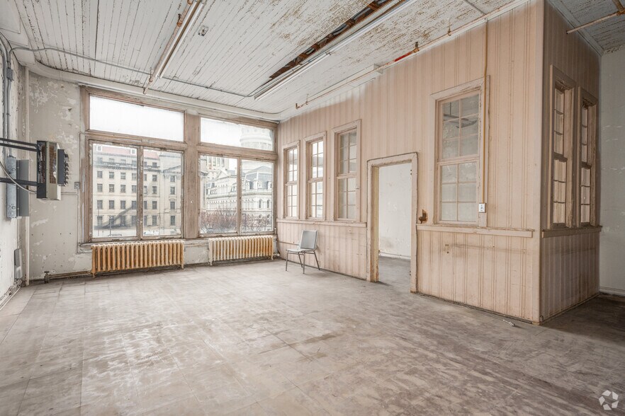 More Photos Of 219-225 E Baltimore St, Baltimore Storefront For Sale