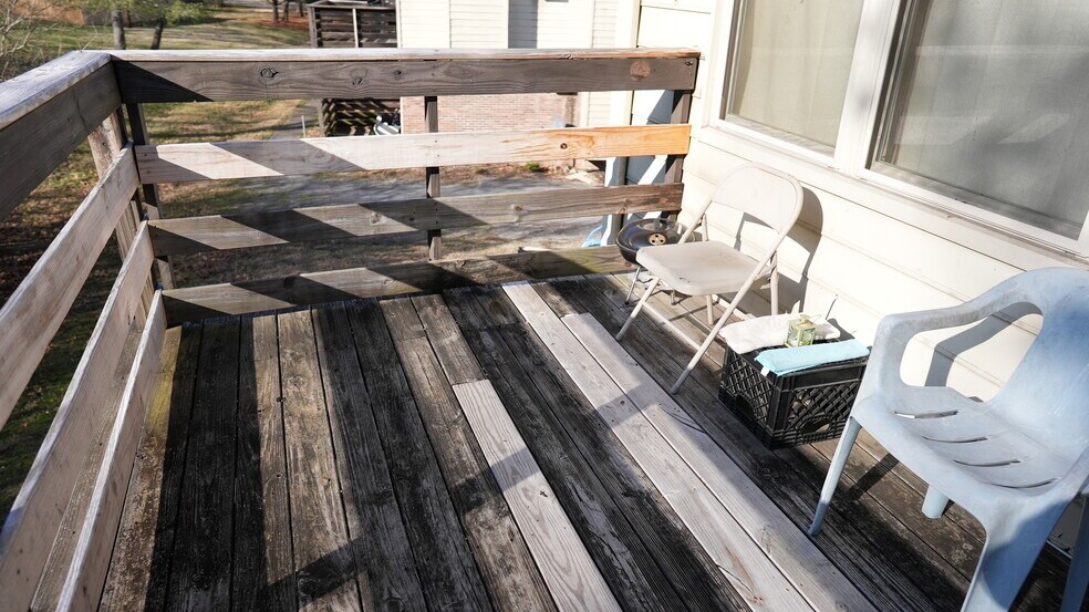 More Photos Of 200-208 E Palestine Ave, Madison Apartments For Sale