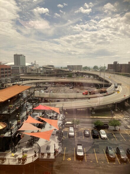 More Photos Of 37 Franklin St, Buffalo Office For Sale