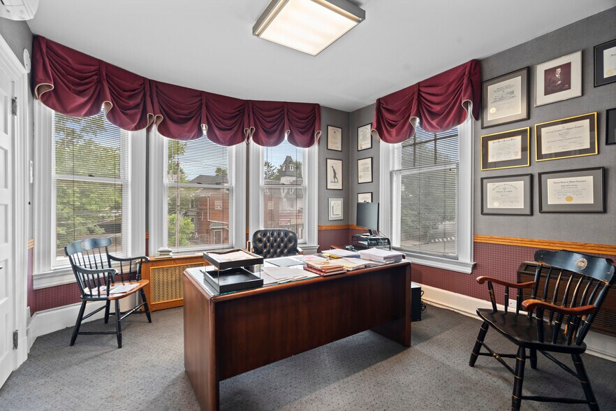 More Photos Of 1481 Chapel St, New Haven Office For Sale