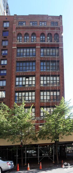 More Photos Of 523 E 72nd St, New York Medical For Lease