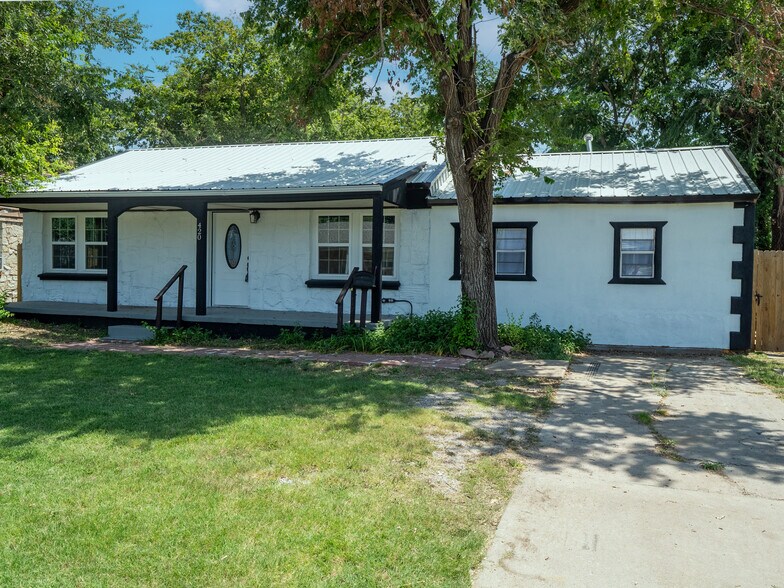 More Photos Of 420 W Johnson St, Norman Multifamily For Sale