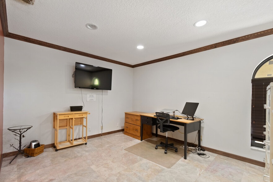 More Photos Of 6971 N Federal Hwy, Boca Raton Medical For Sale