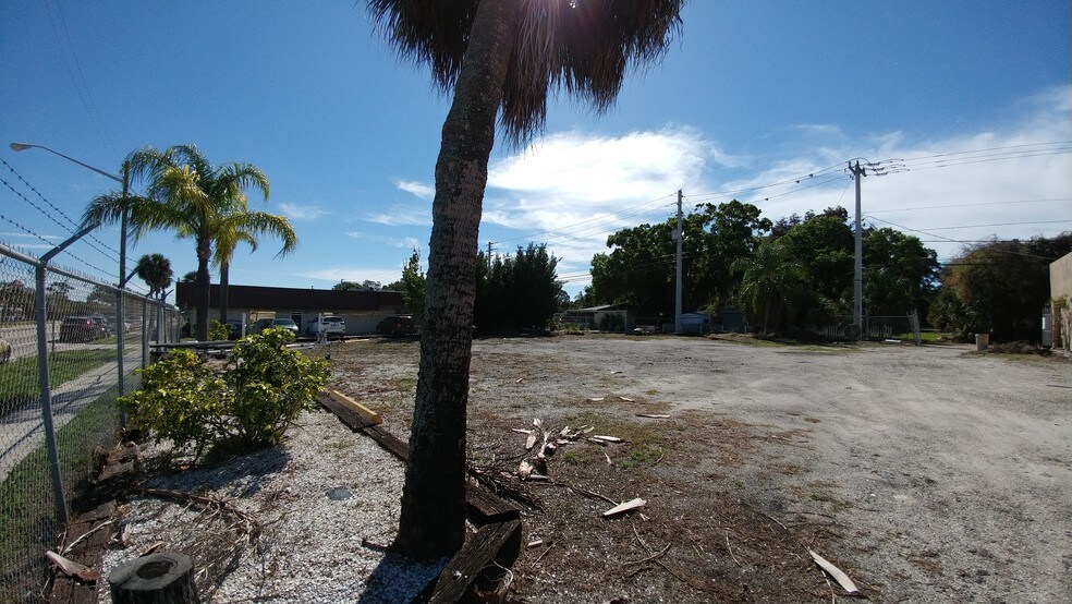 More Photos Of 712-728 E Venice Ave, Venice Medical For Sale