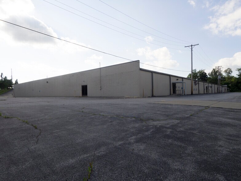 More Photos Of 1047 US Highway 127 S, Frankfort Medical For Sale