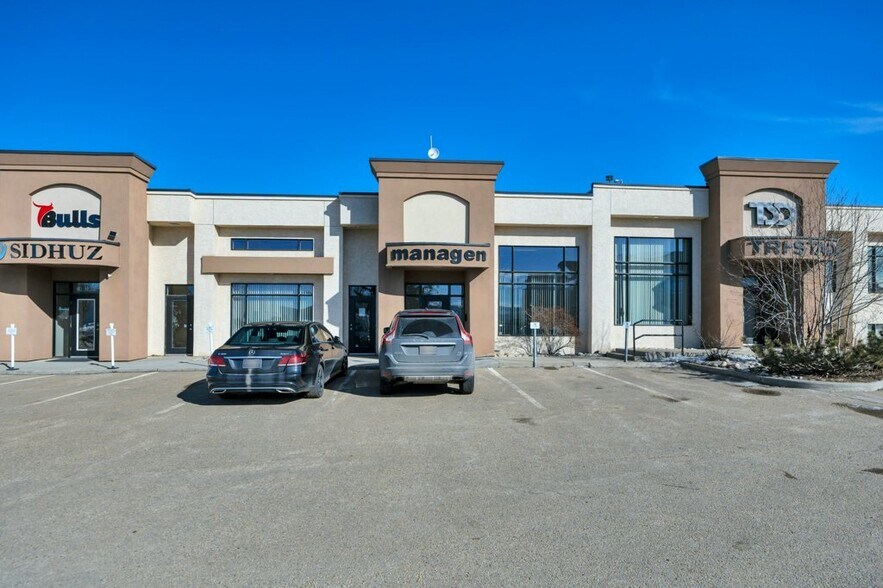 More Photos Of 4403-4413 94 St NW, Edmonton Light Distribution For Sale