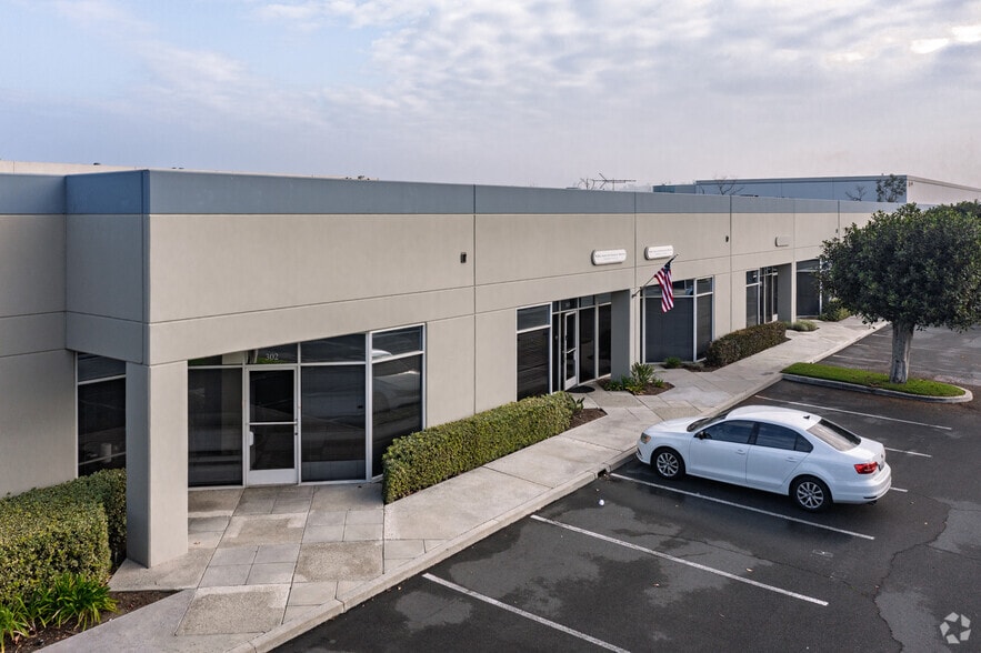 Primary Photo Of 1265 N Manassero St, Anaheim Warehouse For Sale