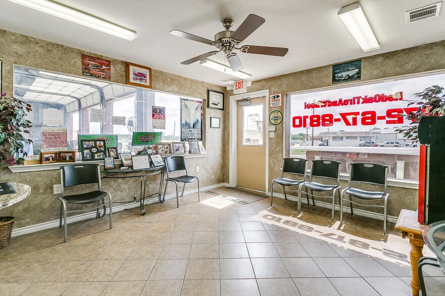 More Photos Of 501 N State Highway 342, Red Oak Auto Repair For Sale