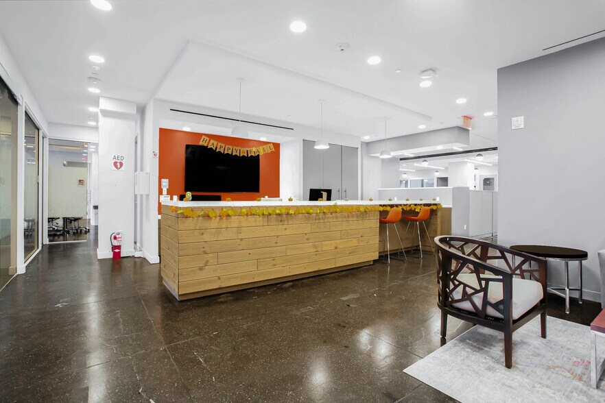 More Photos Of 421 W 54th St, New York Apartments For Sale