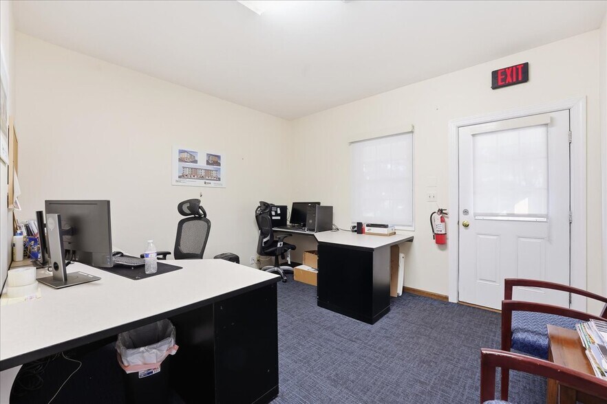 More Photos Of 96 Freneau Ave, Matawan Office For Sale