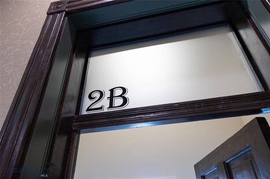 More Photos Of 140 W Park St, Butte Apartments For Sale