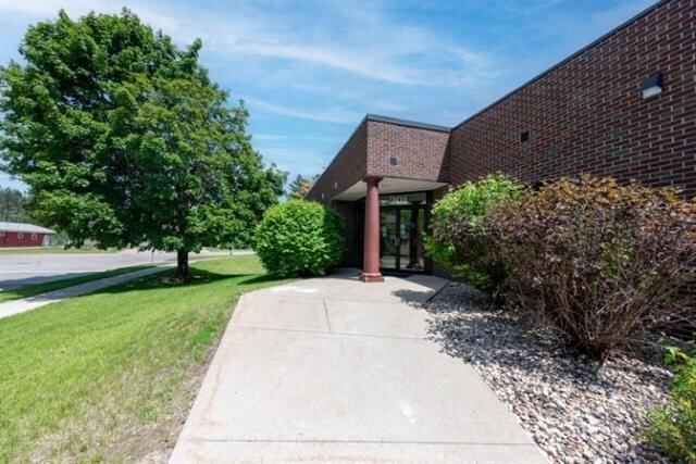 More Photos Of 201 Frontenac Ave, Stevens Point Office For Lease