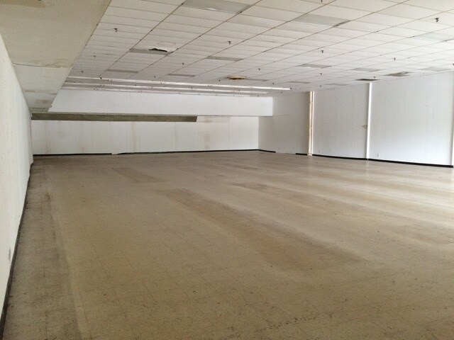 More Photos Of 3704 Sheffield Ave, Hammond Storefront For Sale