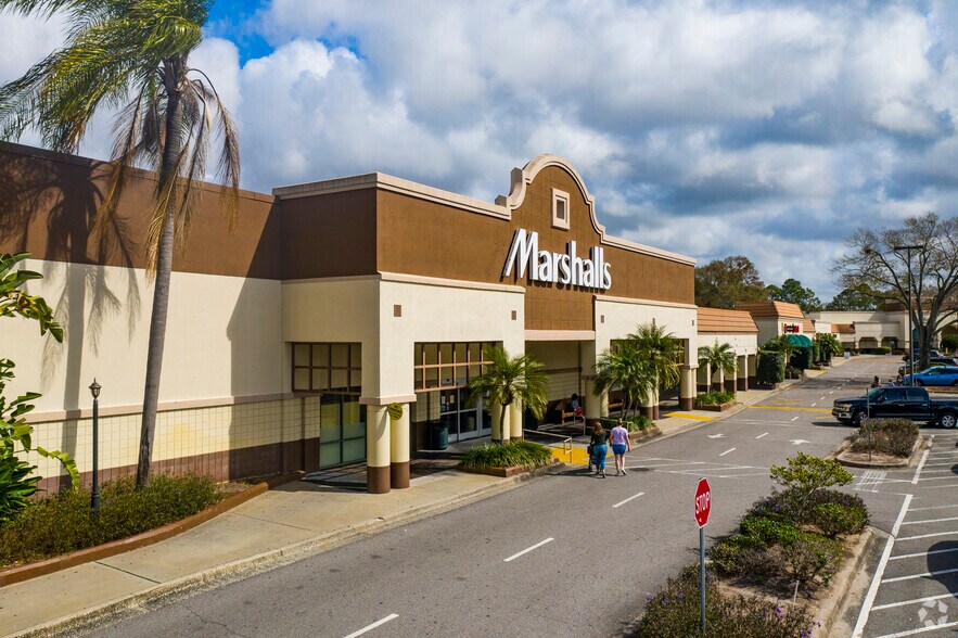More Photos Of 8411-8419 N Dale Mabry Hwy, Tampa Unknown For Lease