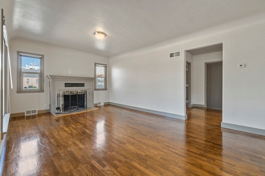 More Photos Of 1216 7th St S, Nampa Office Residential For Lease