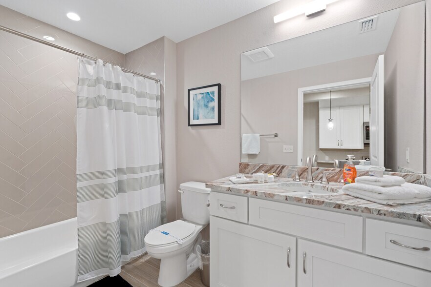 More Photos Of 5126 Coronado Pky, Cape Coral Apartments For Sale