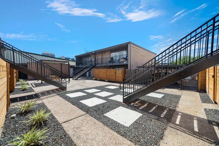 More Photos Of 3262 Branard St, Houston Apartments For Sale
