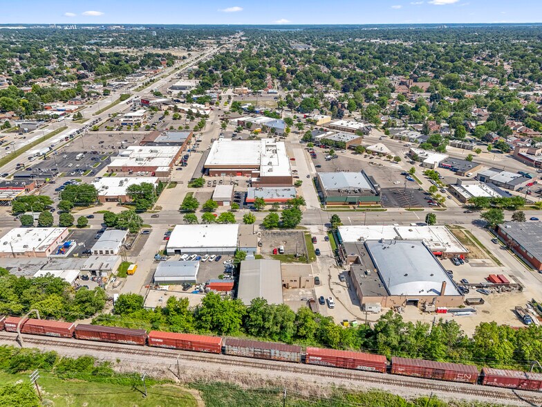 More Photos Of 16136 White Ave, Allen Park Warehouse For Sale