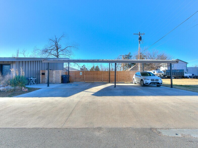 More Photos Of 711 N Douglas Ave, Oklahoma City Apartments For Sale
