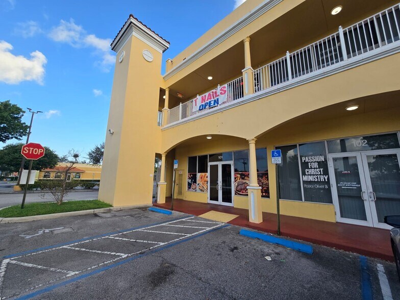 More Photos Of 3007 W Commercial Blvd, Fort Lauderdale Office For Sale