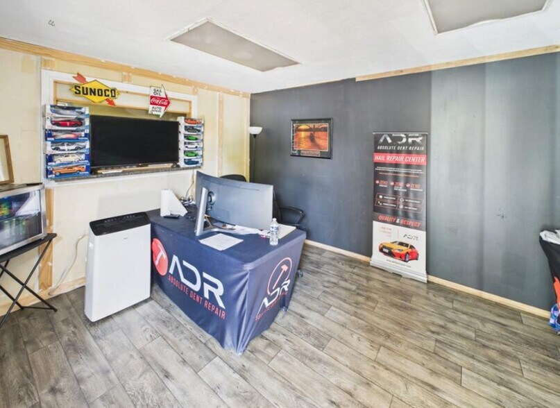 More Photos Of 5042 Memory Hill Dr, Charleston Warehouse For Sale