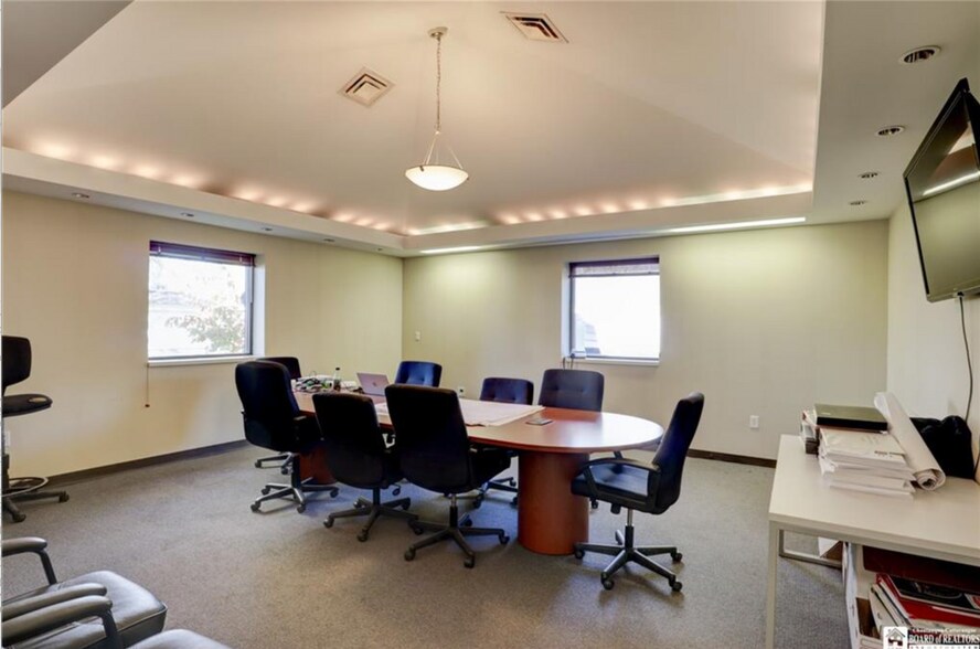 More Photos Of 1850 Lydon Ave, Falconer Manufacturing For Sale