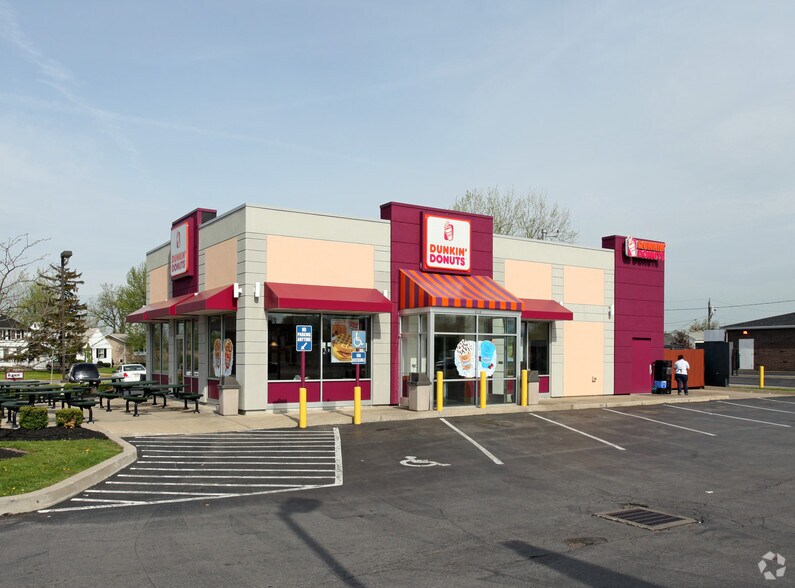 More Photos Of 2112 Niagara Falls Blvd, Tonawanda Fast Food For Sale