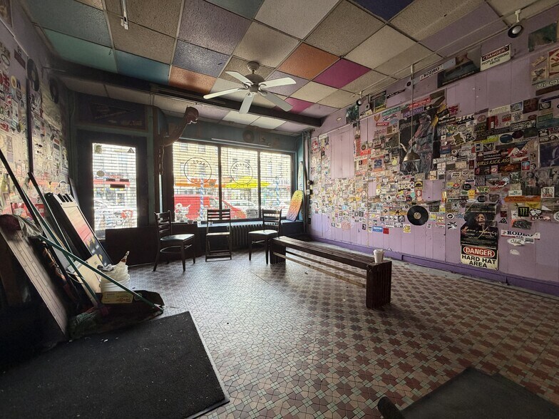 More Photos Of 339 Graham Ave, Brooklyn Storefront Retail Residential For Lease