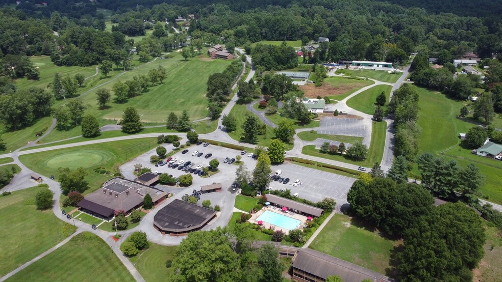 More Photos Of 450 Brickyard Rd, Etowah Golf Course Driving Range For Sale