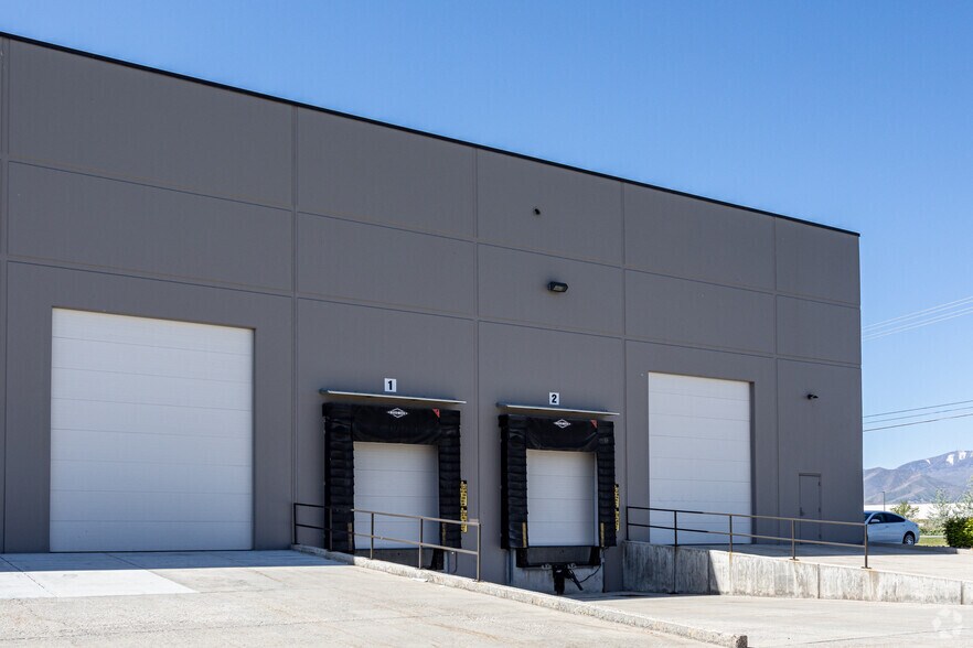 More Photos Of 4752 W California Ave, Salt Lake City Warehouse For Lease