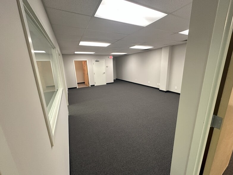 More Photos Of 3625 Hutchinson Rd, Cumming Office For Lease