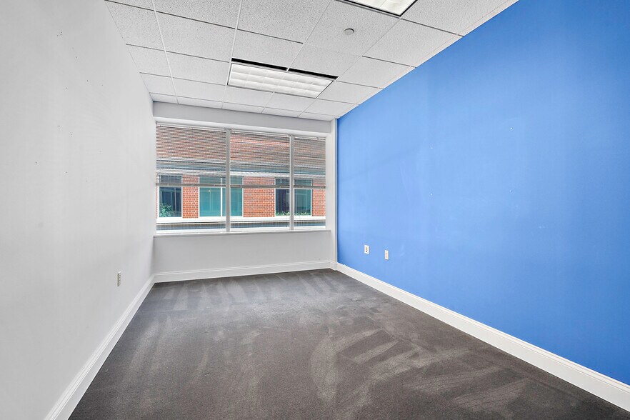 More Photos Of 1631-1663 Prince St, Alexandria Medical For Lease