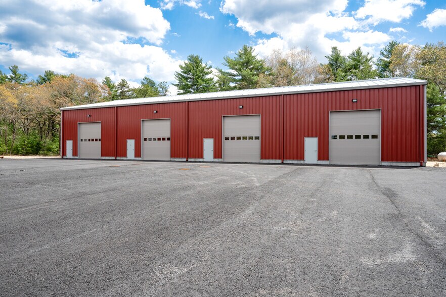 Primary Photo Of 25 Aero Park dr, Plymouth Unknown For Lease