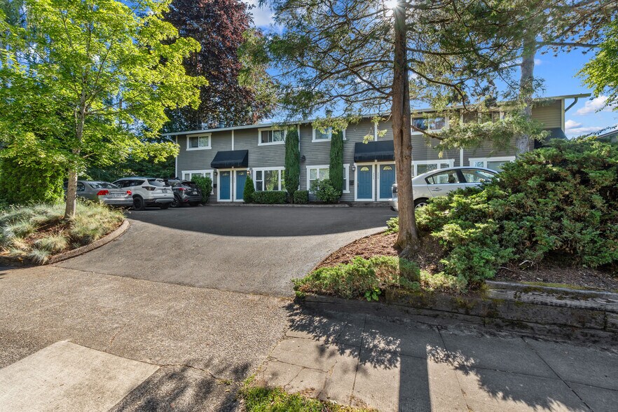 More Photos Of 2602-2610 SE 25th Ave, Portland Apartments For Sale
